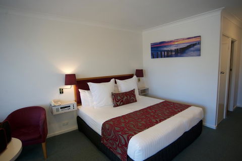 SureStay Hotel By Best Western The Clarence On Melville - Broome Tourism 28