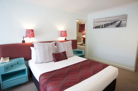 SureStay Hotel By Best Western The Clarence On Melville - Broome Tourism 18