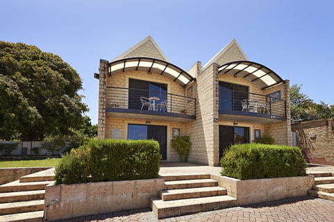 Albany Harbourside Apartments And Houses - Broome Tourism 0