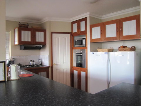 Ocean View Retreat - Broome Tourism 3