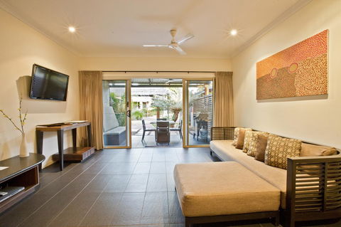 Mantra Frangipani Broome - Broome Tourism 24