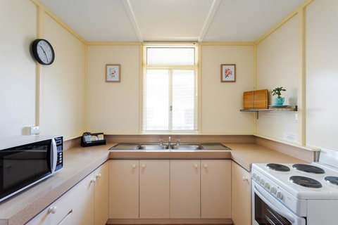 Park Avenue Holiday Units - Broome Tourism 7