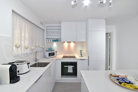 Cottesloe Apartment Close To Beach - Broome Tourism 13