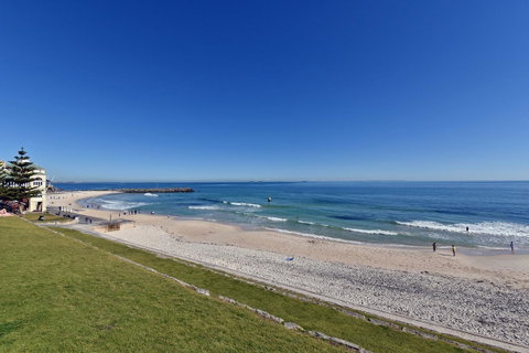 Cottesloe Apartment Close To Beach - Broome Tourism 24