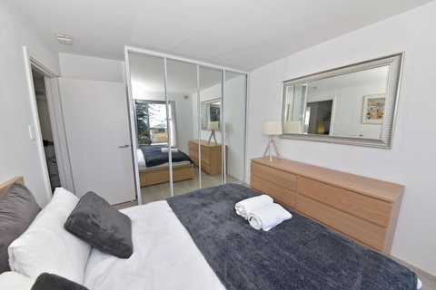 Cottesloe Apartment Close To Beach - Broome Tourism 5