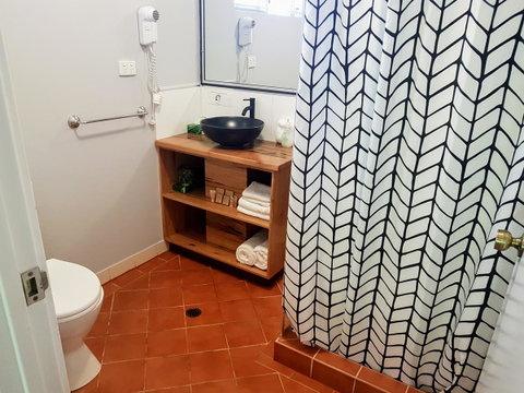 Adamsons Riverside Accommodation - Broome Tourism 11