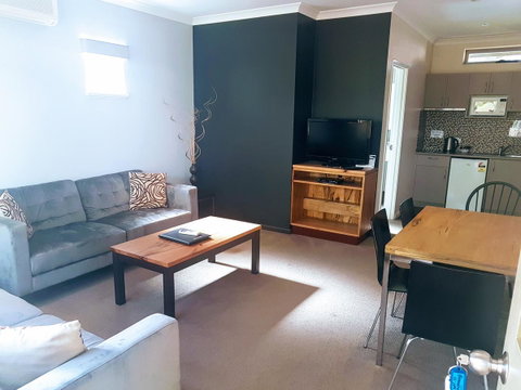 Adamsons Riverside Accommodation - Broome Tourism 7