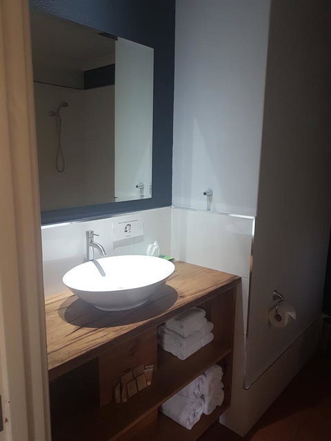 Adamsons Riverside Accommodation - Broome Tourism 4
