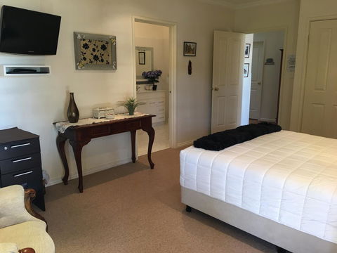 Armadale Cottage Bed & Breakfast - Broome Tourism 27