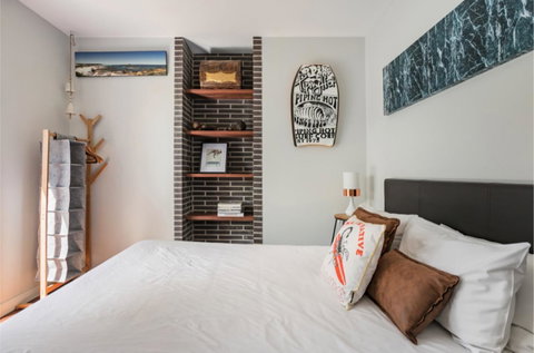 Starboard Drift - Captain & Crew - In Town Entire House For 8 - Broome Tourism 14