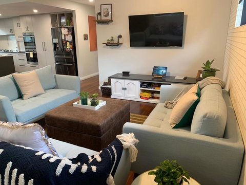 Starboard Drift - Captain & Crew - In Town Entire House For 8 - Broome Tourism 8