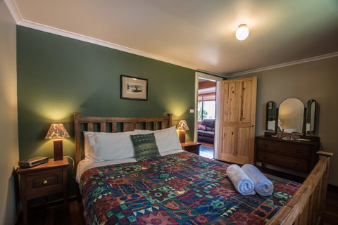 Cape Howe Cottages - Broome Tourism 24