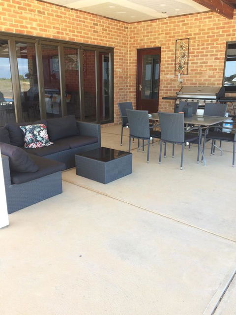 Ocean View Homestead - Broome Tourism 1