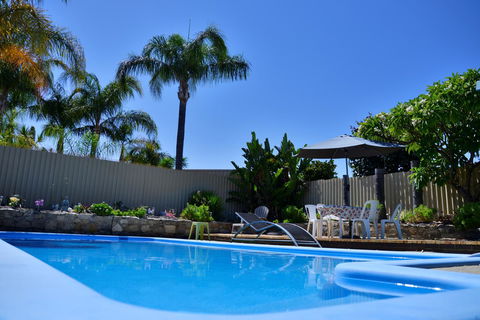 Palms Bed & Breakfast - Broome Tourism 0