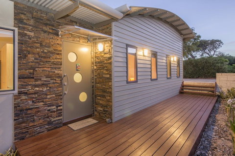 12/26 Yallingup Beach Road - Broome Tourism 0