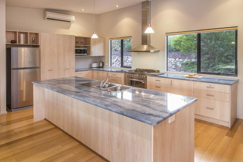 12/26 Yallingup Beach Road - Broome Tourism 3