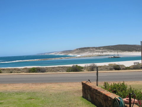 Kalbarri Riverfront Unit - Broome Tourism 1