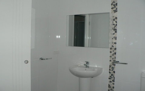 Breezes Apartments - Broome Tourism 11