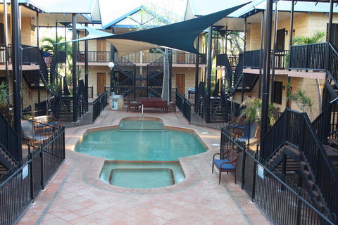 Apartments At Blue Seas Resort - Broome Tourism 21