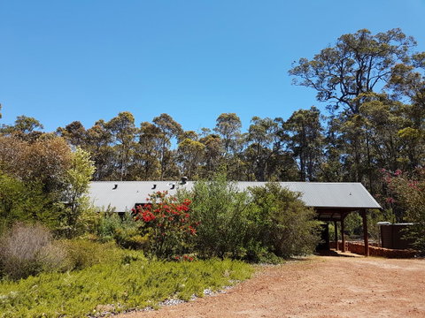 Jarrah Grove Forest Retreat - Broome Tourism 19
