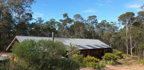 Jarrah Grove Forest Retreat - Broome Tourism 18