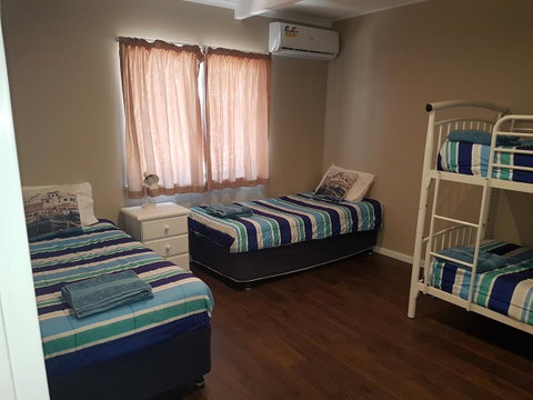 Kalbarri Sunset Villa - Broome Tourism 10