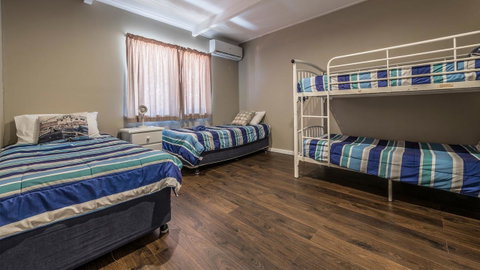 Kalbarri Sunset Villa - Broome Tourism 3
