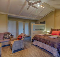Windfall Estate Vineyard Cottage - Broome Tourism