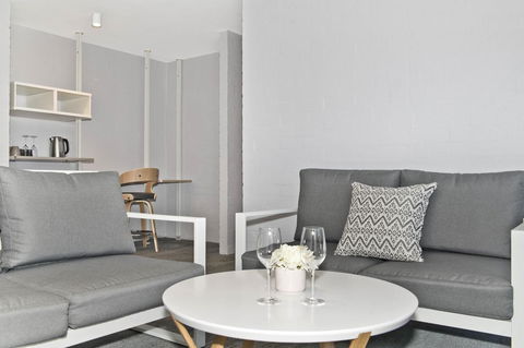Atrium Hotel Mandurah - Broome Tourism 22