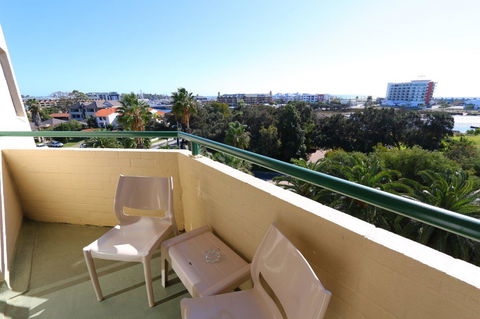 Atrium Hotel Mandurah - Broome Tourism 19