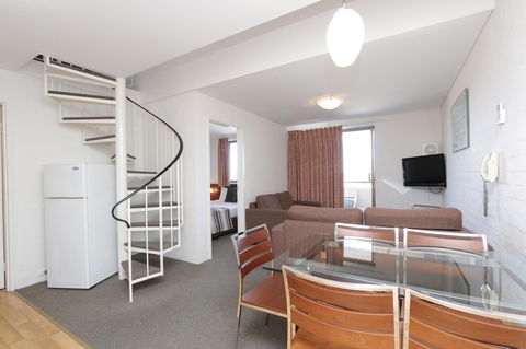 Atrium Hotel Mandurah - Broome Tourism 21