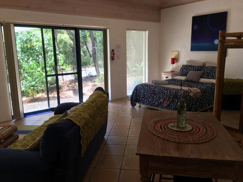 Par La Mer - Broome Tourism 15