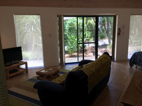 Par La Mer - Broome Tourism 13