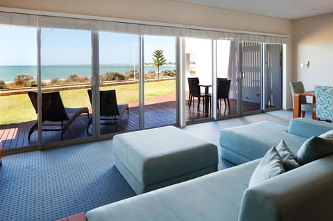 Seashells Mandurah - Broome Tourism 6