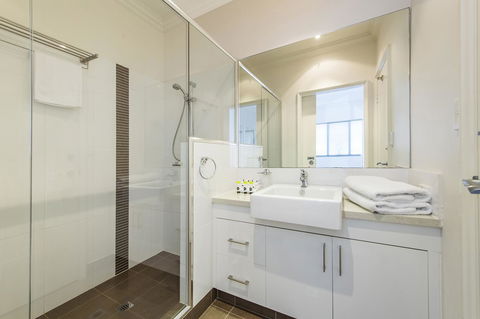 Dolphin Quay Apartments - Broome Tourism 40