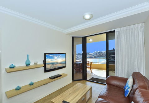 Dolphin Quay Apartments - Broome Tourism 11