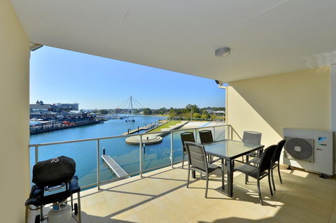 Dolphin Quay Apartments - Broome Tourism 5