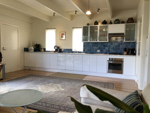 Orion Studio With Ocean Views - Broome Tourism 4
