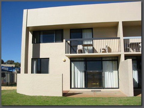 Kalbarri Beach Resort - Broome Tourism 22