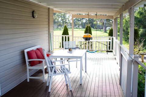 Park Farm Retreat - Broome Tourism 8