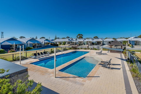 Seafront Unit 60 - Broome Tourism 9