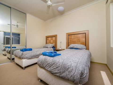 Seafront Unit 60 - Broome Tourism 2