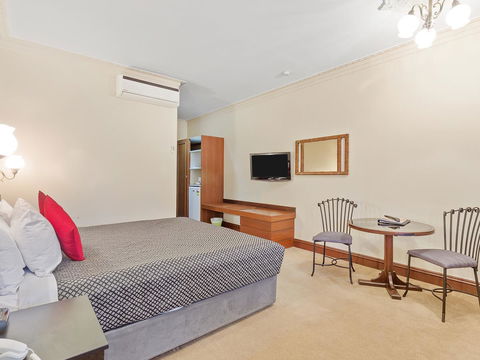 Heritage Country Motel - Broome Tourism 9