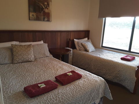 Cosy Corner Chalets - Broome Tourism 9