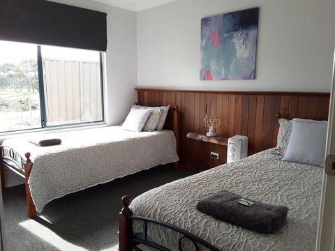 Cosy Corner Chalets - Broome Tourism 6