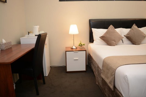 Ellard Bed & Breakfast - Broome Tourism 1