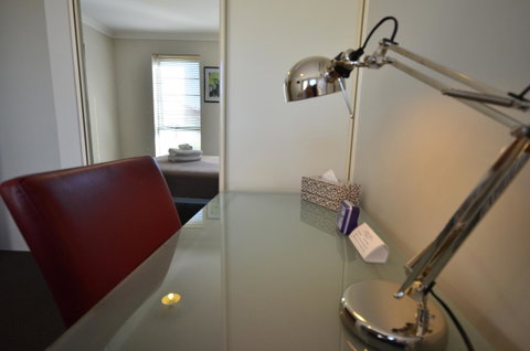 Ellard Bed & Breakfast - Broome Tourism 7