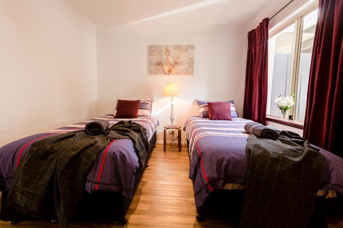 Maison Magnolia - Spacious Cozy Town House - Broome Tourism 9