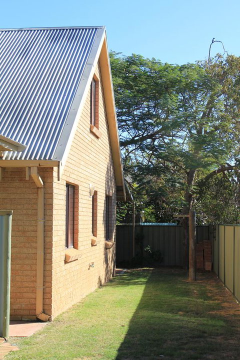 Kestrel Chalets - Broome Tourism 5