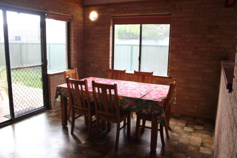 Kestrel Chalets - Broome Tourism 17